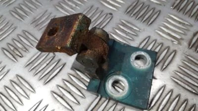 Bisagra puerta delantera Volkswagen Golf 1995 usada, genuina #475041-86 Foto 1 de 4