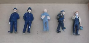 Figuras de metal blanco calibre O escala 7 mm - policías, carteros, camareros, decoradores - Imagen 1 de 6