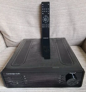 Reproductor de música multimedia digital Cambridge Audio Minx Xi negro con control remoto - Imagen 1 de 6