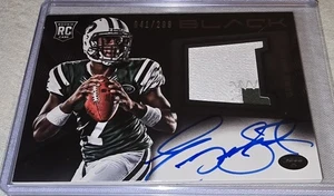 2013 Panini Black - Rookie Signatures Materials Prime Geno Smith #/299 (RC, AU) - Picture 1 of 9
