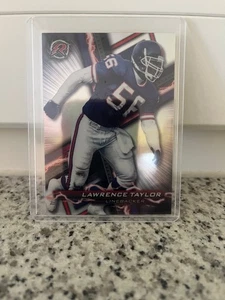 Topps Composite 2023 NFL Topps Resurgence Lawrence Taylor Refractor #89 - Bild 1 von 2