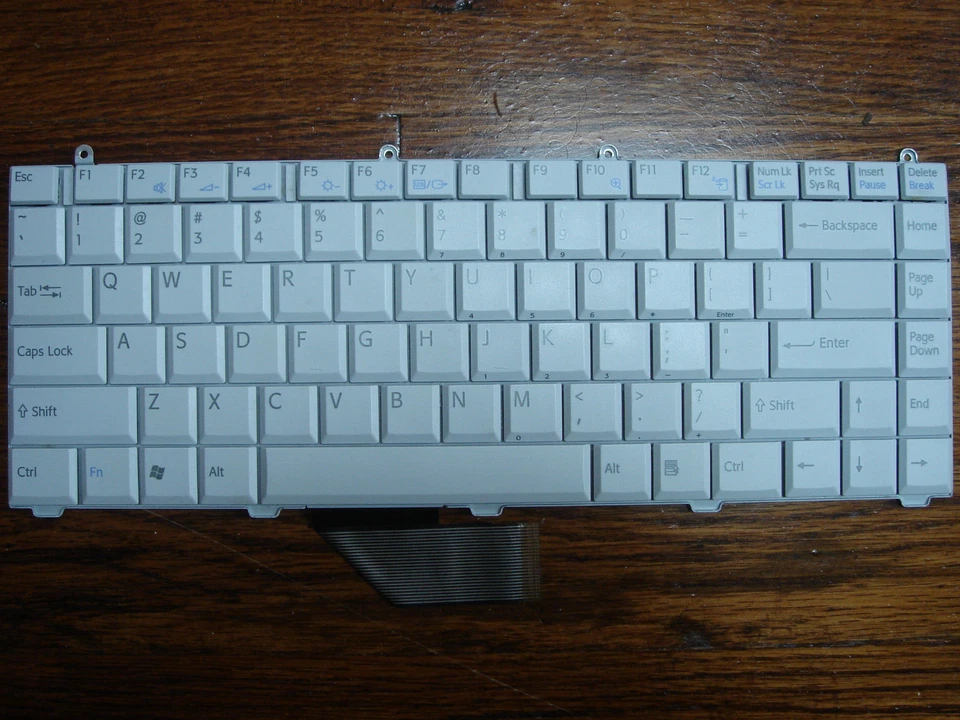 SONY Vaio PCG-792L PCG-793L PCG-7A1L PCG-7A2L VGN-FS Series Gray Laptop Keyboard - Image 1 of 1