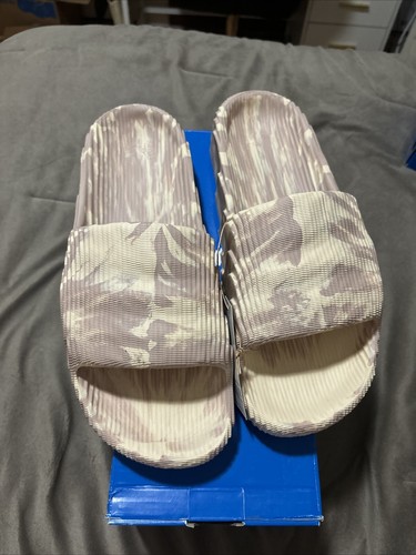 [HP6516] Adidas Adilette 22 sandali slide sabbia strati meraviglia tortora