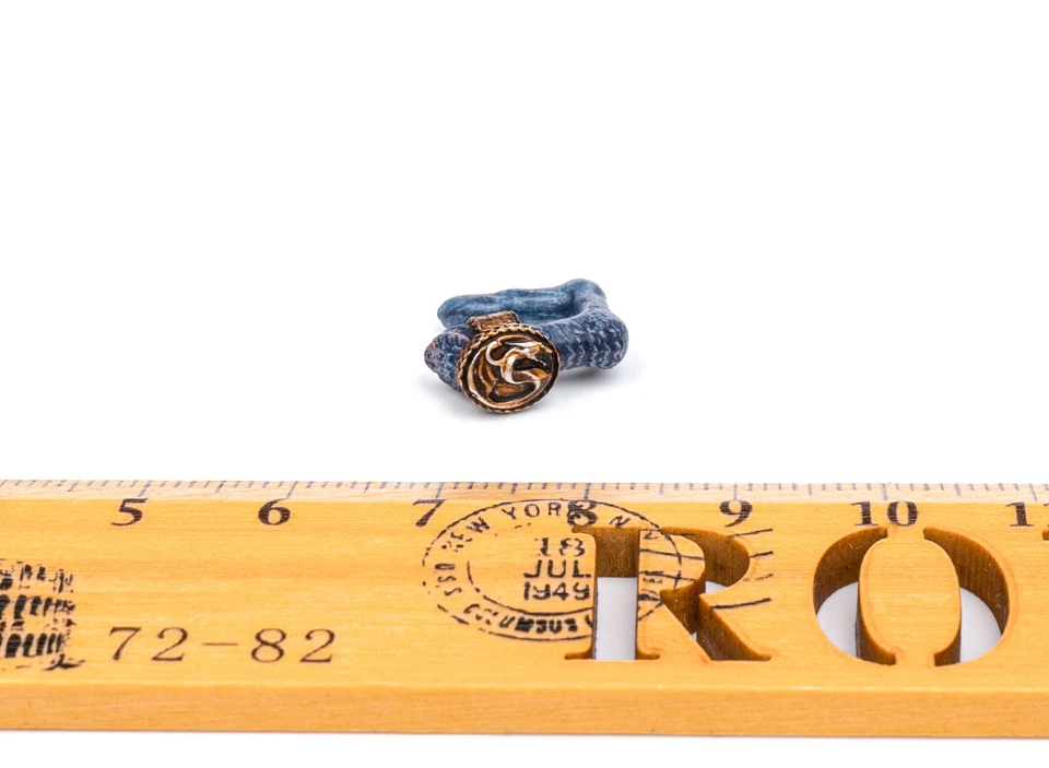 Finger for VTS TOYS VM-048B GOLDEN ORDER VARGARM THE RAGING WOLF 1/6th Scale - Image 1 of 1