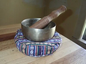 Antique Bronze Singing Bowl 4 3/8” G Flat - Picture 1 of 10
