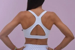 Sport BH Activewear S Racerback weiß Polyester Elasthan Made in Colombia - Bild 1 von 2