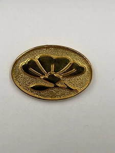 Goldfarbene einzigartige Brosche Blumen Design Anstecknadel - Bild 1 von 4