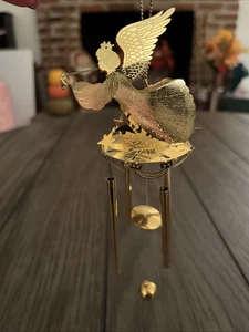 "Pequeño carillón de viento de cuerno soplador de ángel de metal tono dorado, Navidad aproximadamente 6""" - Imagen 1 de 9