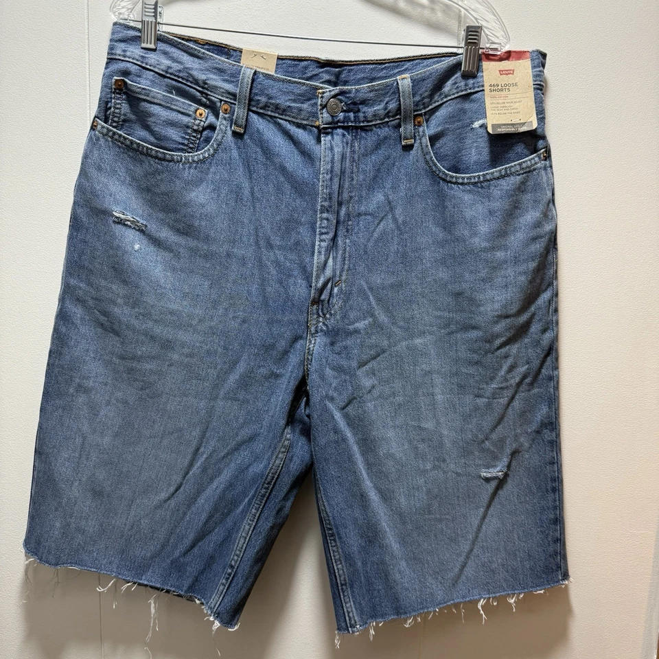 Levi's Men's 469 Loose Dark Washed Denim Long Shorts Size 29 Original Style