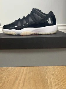 Air Jordan 11 Retro Low 72-10 Uk 4.5! - Picture 1 of 2
