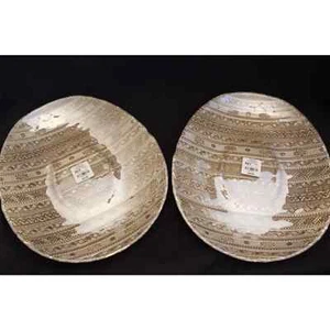 Set of Two Pier 1 Imports Luster Glass Egg Easter Platters - New with Tags - Picture 1 of 4