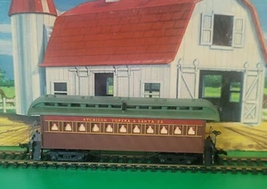 Modelo Tren HO Vintage Escala Tyco, Coche Autobús de Pasajeros 1890, Santa Fe, #523B CAJA - Imagen 1 de 5
