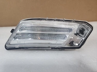 Luz de estacionamiento antiniebla lateral derecha pasajero Volvo XC60 2010-2013 FABRICANTE DE EQUIPOS ORIGINALES 31290874 Foto 1 de 4
