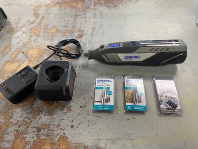 Herramienta Rotativa Inalámbrica Dremel 8250 con Motor Sin Escobillas y Batería 12V 3.0 Ah Foto 1 de 2