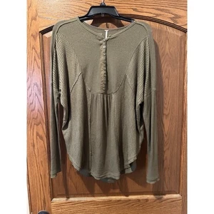 Free People Army Green Henley Thermal Top XS Long Sleeve Button Up NWT - Picture 1 of 7