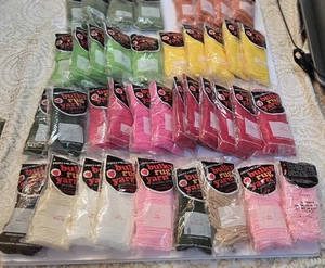 RED HEART ULKY TEPPICHGARN 33 VERSIEGELT + EXTRA GEÖFFNETE PACKUNGEN ROSA, GRÜN, ROT, GELB - Bild 1 von 3