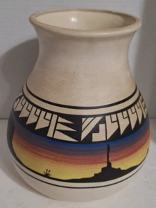 Vintage Navajo Vase signiert M. Whitethorne Sonnenuntergang Wüste Mesa bemalt 8,75 Zoll - Bild 1 von 12