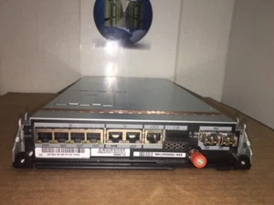 NetApp X3244A-R5 - FAS2040 SAS SCSI FIber IBM Controller 111-00524+B2 array - Picture 1 of 3