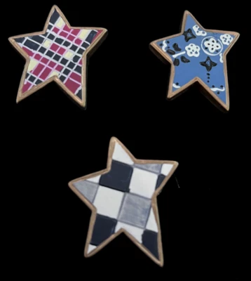 Quaker Factory Button Covers~New Set Of 3 Stars~Folk Art Red White Blue~Vintage - Image 1 of 4