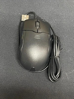 Generic Mini (Wired) Travel Mouse with Optical Scroll and Retractable USB Cable - Image 1 of 2