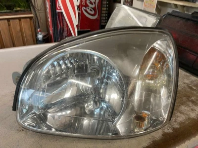 Conjunto de faros HYUNDAI SANTA FE izquierda 01 02 03 04 05 06 LH LUZ POSVENTA Foto 1 de 3