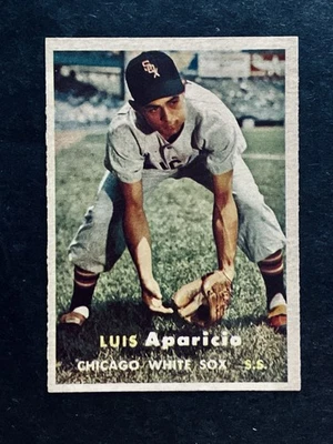 1957 Topps Luis Aparicio 7 NM/NM-Mt Nice Center J4 - Image 1 of 2