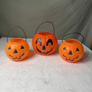 Lotto Vintage 3 Soffietto Stampo Halloween Arancione Zucca Caramelle Secchio Jack-o-lantern - Foto 1 di 7