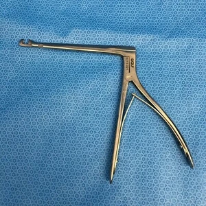 R. Wolf 8211.021 Up Bite 4mm 8" 90° Schlagzange orthopädisch HNO - Bild 1 von 7