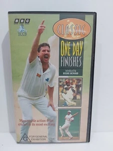 CRICKET SPORT VHS MOVIE - Picture 1 of 1