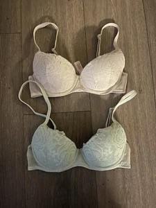 Lot Of 2 Pink By Victoria’s Secret 32B Date Push Up White Green - Picture 1 of 3