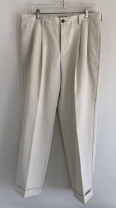 Abito IZOD uomo 33X30 plissettato con polsini pantaloni avorio cachi business casual usato in ottime condizioni - Foto 1 di 10