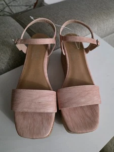 COCONUTS by MatissePlatform Cork Wedge Womens Casual Sandals Peach Sz 8(1) -9(3) - Picture 1 of 6