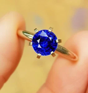 0.60ct Natural VS Blue Sapphire Engagement Solitaire 14K Solid Yellow Gold Ring - Picture 1 of 7