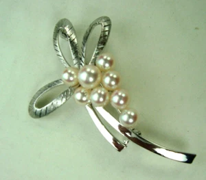VINTAGE STERLING SILVER MIKIMOTO 8 AKOYA CULTURED PEARLS SWIRL SPRAY BROOCH - Picture 1 of 12