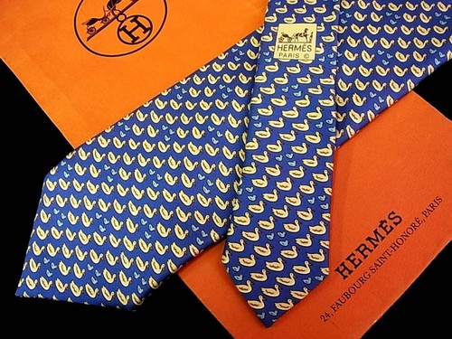 HERMÈS HERMES France Genuine Silk Mens Tie Necktie Classic Dress Luxury Multicolor Y187