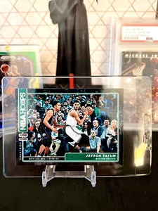 ⭐️ JAYSON TATUM 2018 NBA HOOPS COURTSIDE #CS7 CELTICS CARD 🔥 - Picture 1 of 2