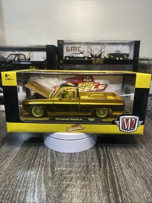 M2 Machines 1:24 1973 Chevrolet Cheyenne 10 Weekend Of Wheels Chase - Image 1 of 4
