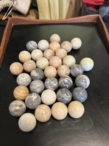 Vintage The Bombay Company Solitaire Spiel 35 LRG schwere Murmeln als Ersatz - Bild 1 von 9