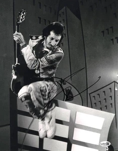 Pete Townshend Signed Autograph 11x14 Photo - The Who Sells Out Tommy w/ JSA COA - Picture 1 of 4