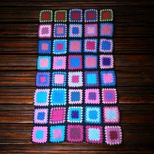 Crochet Granny Squares Roseanne Blanket Sewing Arts & Crafts 53"x32" Vintage C - Picture 1 of 14
