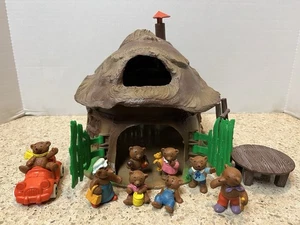 BULLY W. Germany Cottage & Bear Lot Vintage Bully - Bild 1 von 12