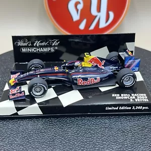 MINICHAMPS 1/43 Red Bull Renault RB5 Sebastian Vettel Show Car 2009 400090085 - Picture 1 of 12