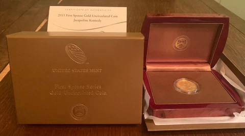 2015 Jacqueline Kennedy First Spouse Gold UNCIRCULATED Coin ~ Box & COA Cover