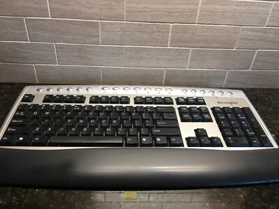 Kensington 64373 Wireless Keyboard/Mouse W/Receiver - Image 1 of 4