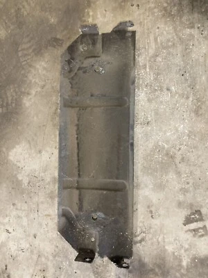 1975-1985 Volvo 242 240 244 245 Muffler To Fuel Tank Heat Shield OEM #1736M Foto 1 de 4