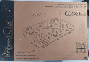 Pampered Chef Classic Stoneware Mini Fluted Bundt Cake Pan #1441 NIB - Picture 1 of 5