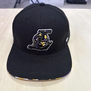 Sombrero marca Los Angeles Lakers 47 artista global Lashing - Imagen 1 de 8