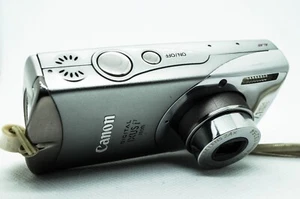 Canon ixus i7 / PowerShot SD50 Digital Camera For Parts/Repair/Decorating - Picture 1 of 14