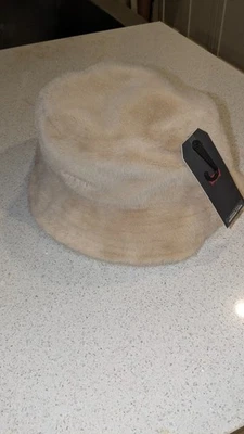 NUEVO con etiquetas-De colección Sombrero de cubo difuso de piel sintética Levi Strauss & Co talla mediana Foto 1 de 4