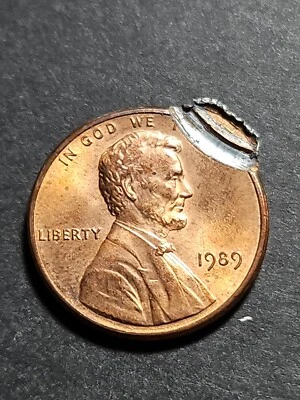 1989 Error LINCOLN SHIELD CENT  Double Die Obverse ( LIBERTY) Mint Mark - Image 1 of 3